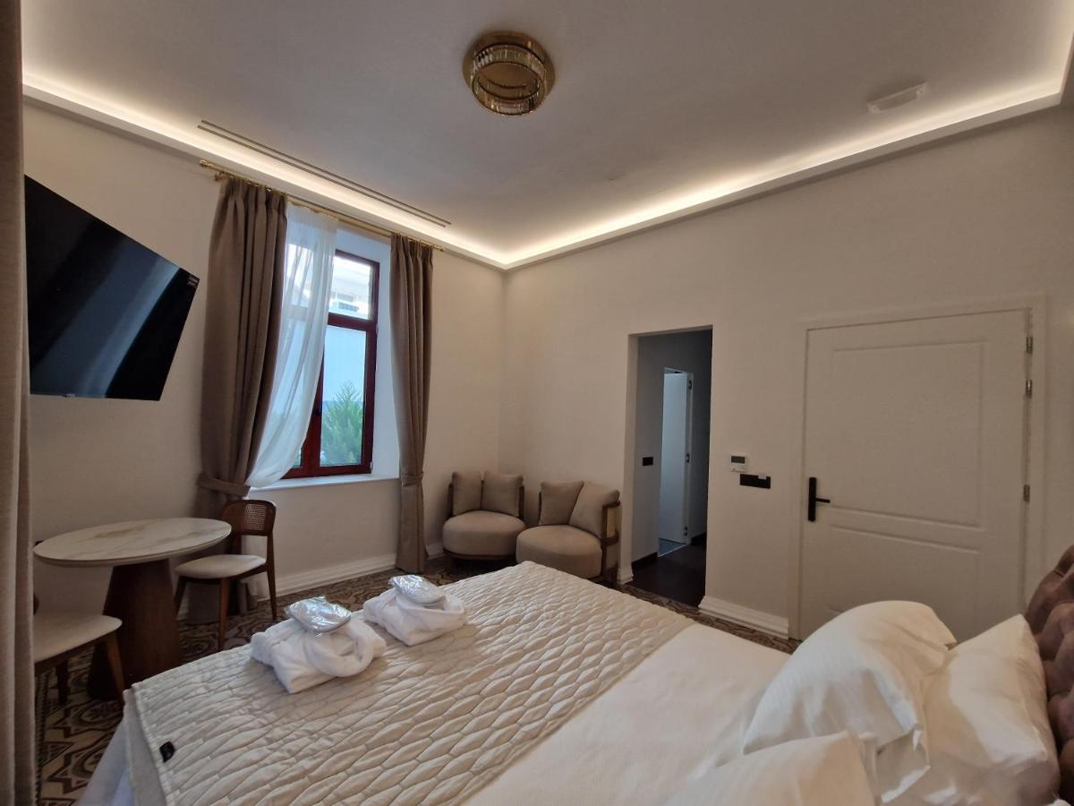 Jensen Luxury Suites Rhodes City Exterior photo