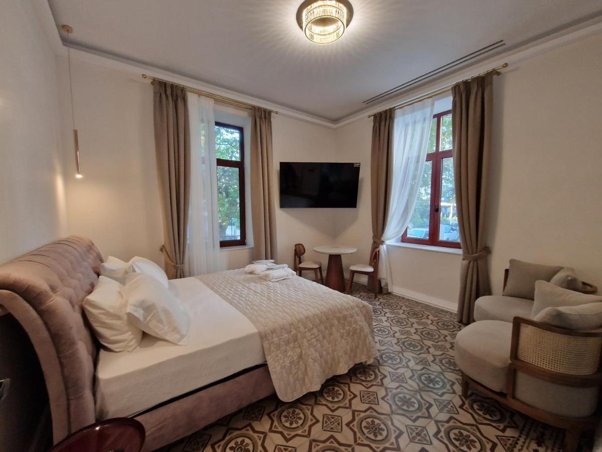 Jensen Luxury Suites Rhodes City Exterior photo